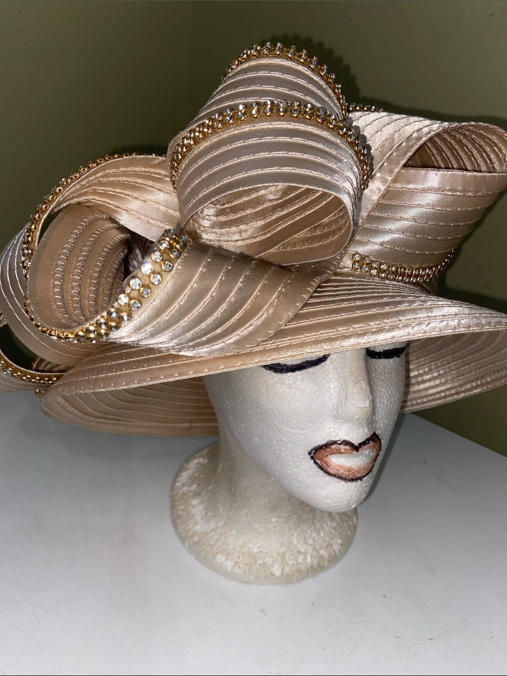Gorgeous Dress Hat by Forbusite